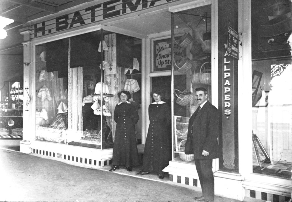 H. Bateman's Drapery, The Strand c. 1910