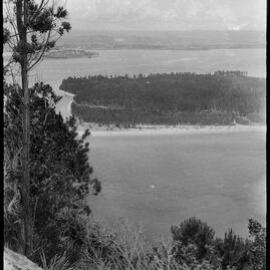 Driving up Mount Maunganui  