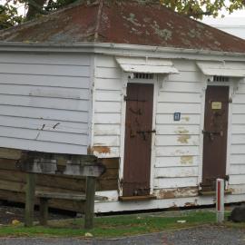 Old Katikati Jail (2014)
