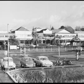 Tauranga Then & Now photo feature - The Strand now.