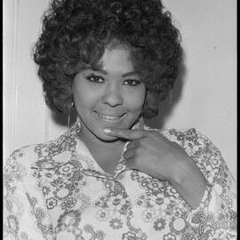 Singer Brenda Jones 