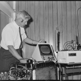 B. Tait - motor instructor