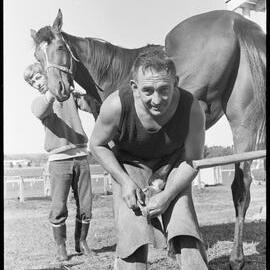Joe Honeyfield - Farrier