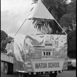 Matua School - BOP Orange Festival