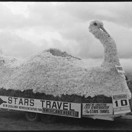 Huge Swan - "Stars Travel"