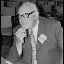 Kiwanis Pacific Region administrator Mr Ken Greenaway