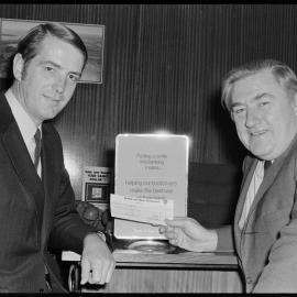 A cheque for $200 from Bank of New Zealand to Mayor of Tauranga Mr Owens