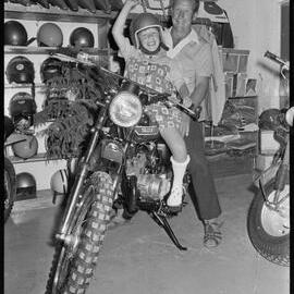 Mr Reg Deane and daughter Nynette