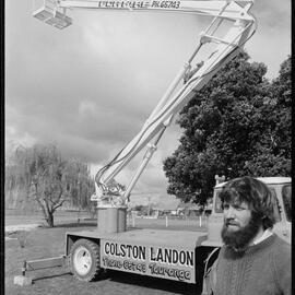 Mr Langdons hydraulic lift