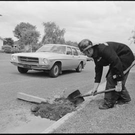 Oil spill diversion work