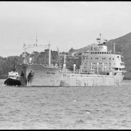 Vessel Essi Kari in harbour