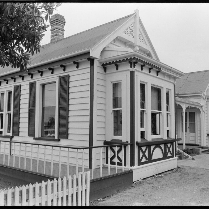 Warwick House, 1885/95-1988  (Place)