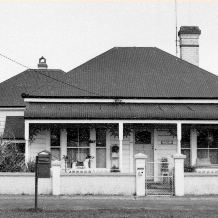 Crabbe family home, 1897-2000 (Place)