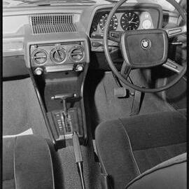 BMW 520 dashboard - advertisement