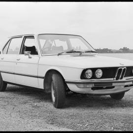 BMW 520  - advertisement