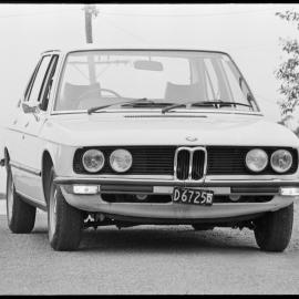 BMW 520  - advertisement