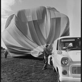 Hot-air balloon - Orange Festival, 1974