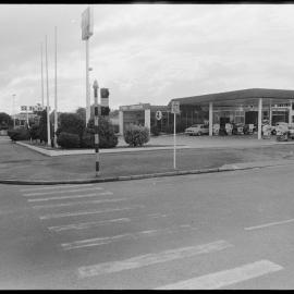 Tauranga Service Station - advertisement