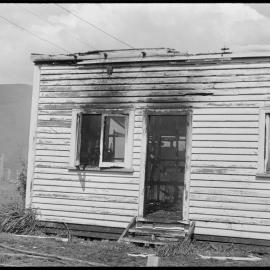 Fire at Welcome Bay home