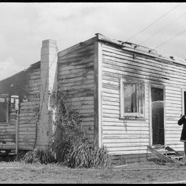 Fire at Welcome Bay home