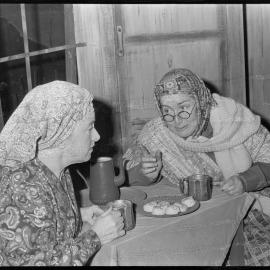 Dot Twaddle and Libbie Cooper - Tauranga Choral and Operatic Society production