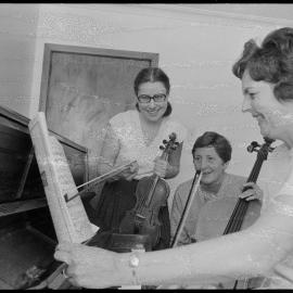 Mendelsshon Piano Trio - E. Butt, D. Lennard, M. Roberts