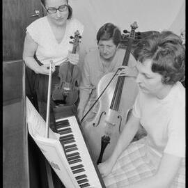 Mendelsshon Piano Trio - E. Butt, D. Lennard, M. Roberts