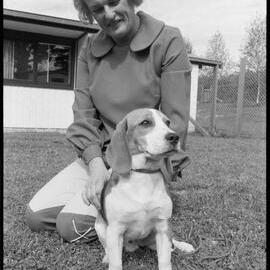 Dog breeder, Pateshall-Jones