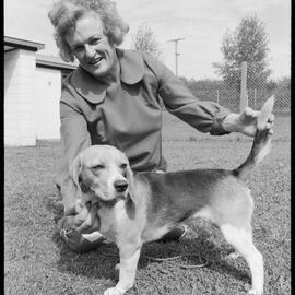 Dog breeder, Pateshall-Jones