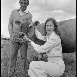 Exchange student visits farm