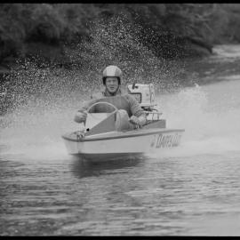 Speedboat racing, Wairoa river