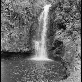 Kaiate Falls