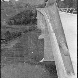 Completed Wainui River Bridge waiting for track to be laid.