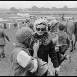 Horse racing. Conversation in the bird cage at the Whakatane Racing Club's annual meeting at Tauranga.