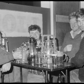 Drinking in a Waihī hotel by the light of a storm lantern.
