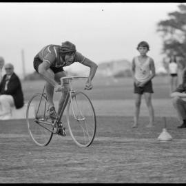 Athletic and cycling twilight meeting