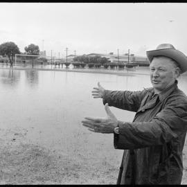 Circus owner, Ridgeway