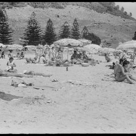 Ocean Beach, Umbrellas