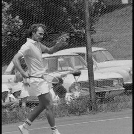 Neville Munro, tennis