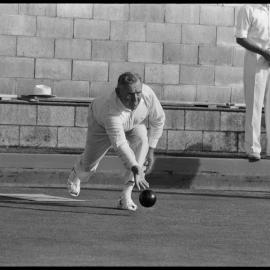 Vern Muir, lawn bowler