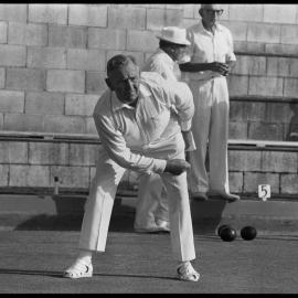 Vern Muir, lawn bowler