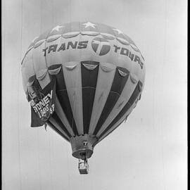 Hot Air Balloon - Winston Wealeans