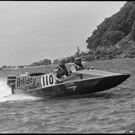 Holiday Marine - Power Boat