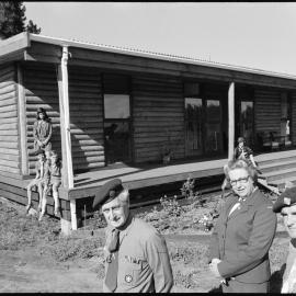 log cabin belonging to Henry Davey of Ruahihi