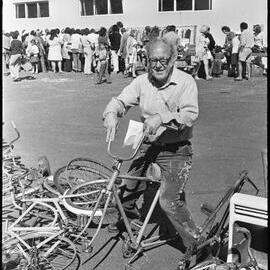 Mr E. Whyte - Te Puke Lions Club auction