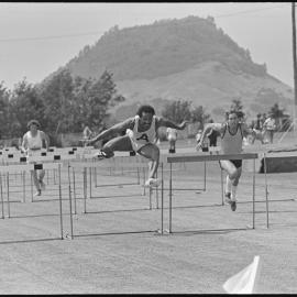 Men's 100m hurdles - Tauranga Domain