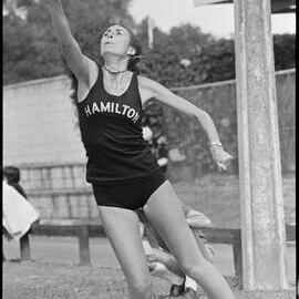 Lyn Sinclair - shot put