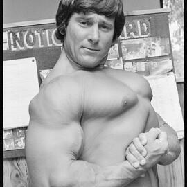 Mr NZ 1976 - Chas Rae