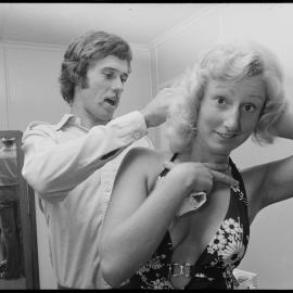 Rod Dixon and beauty contestant