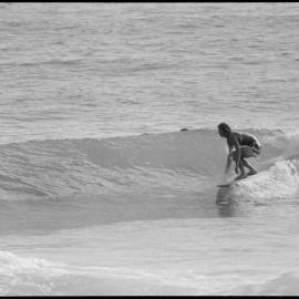 Surfers - Ōmanu Beach